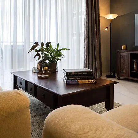 Modern - Central - Close To Beach - 5 Star Rating Apt St. Paul's Bay Buitenkant foto
