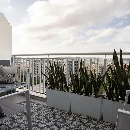 Modern - Central - Close To Beach - 5 Star Rating Apt St. Paul's Bay Buitenkant foto
