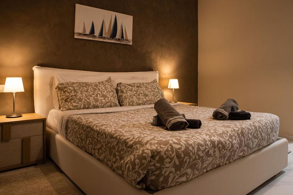 Apartment Modern - - Close To - 5 Star Rating